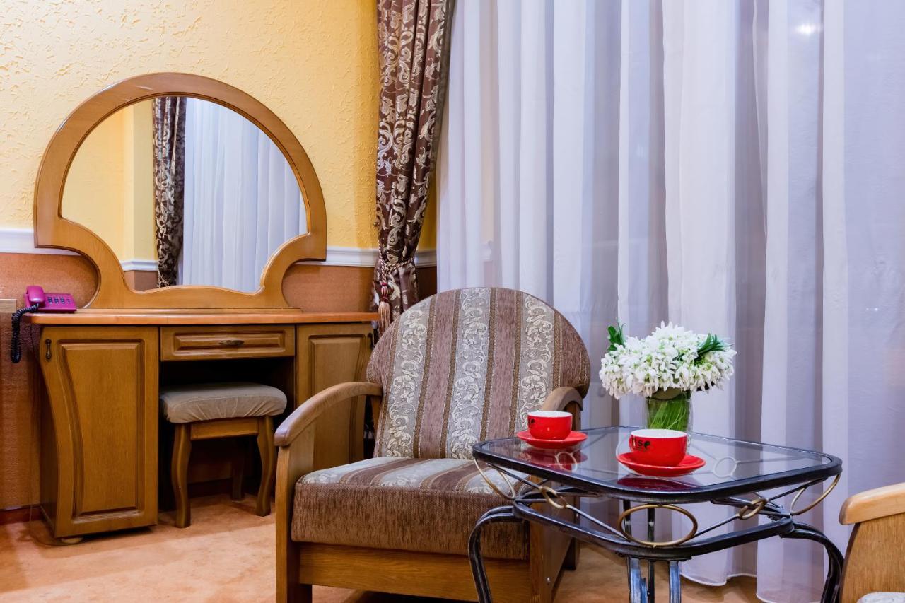 Tiso Apart Hotel Kiev Exterior foto
